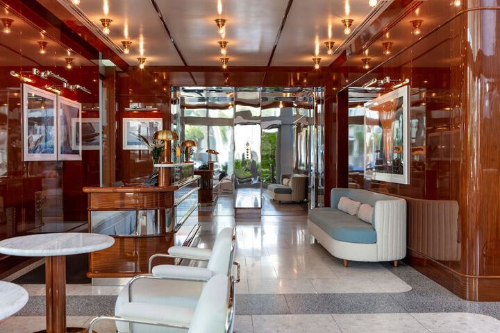 Hotel 2 of 73
