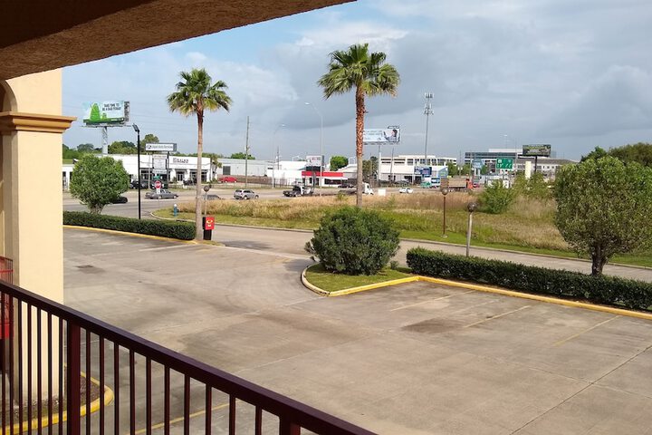 Hotel 2 of 96