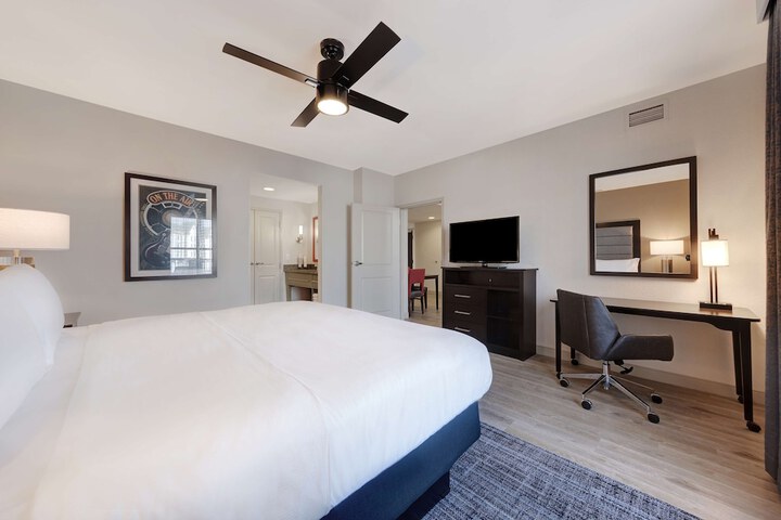 Room 29 of 84