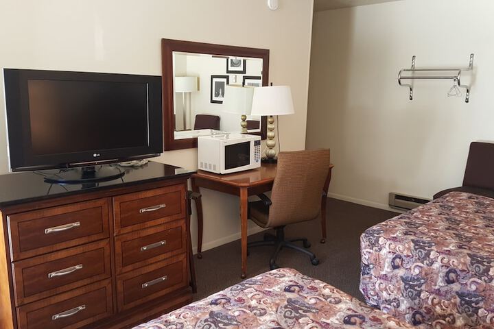 Room 16 of 19