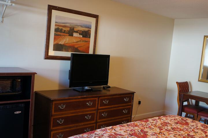 Room 65 of 71