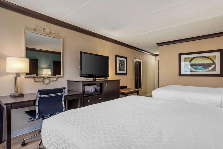 Kingston Regency Inn