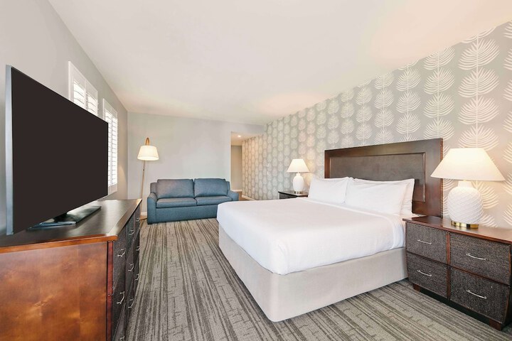 Room 25 of 65