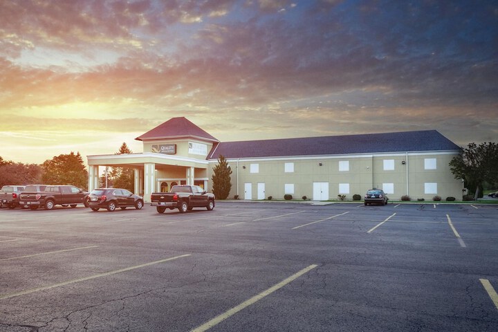 Hotel 3 of 100