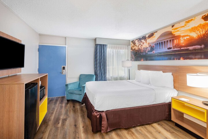Room 20 of 36