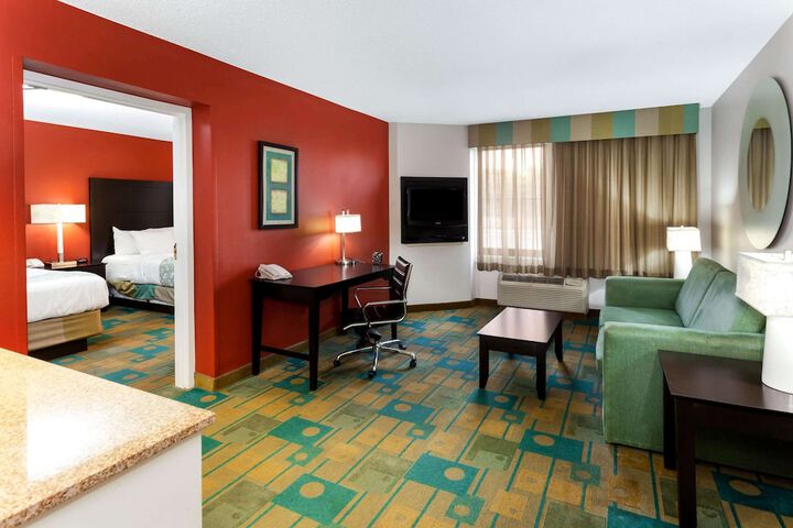 Room 11 of 29