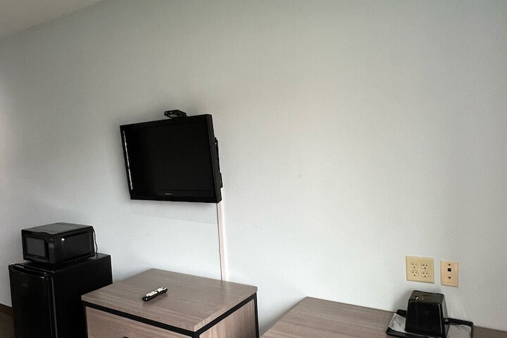Room 10 of 23