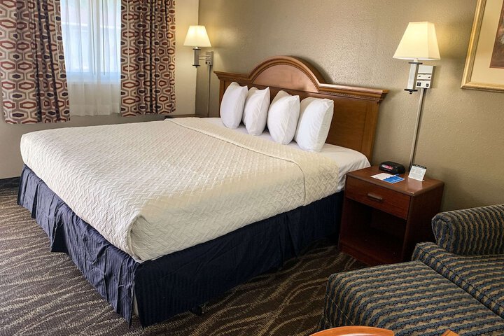 Room 37 of 44