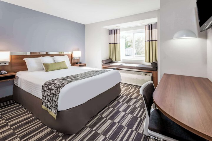 Microtel Inn by Wyndham Victor / Rochester