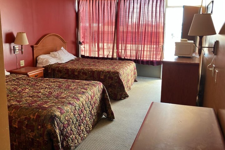 Room 7 of 15