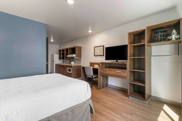 Room 18 of 29