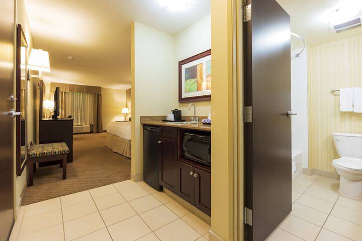 Room 34 of 67