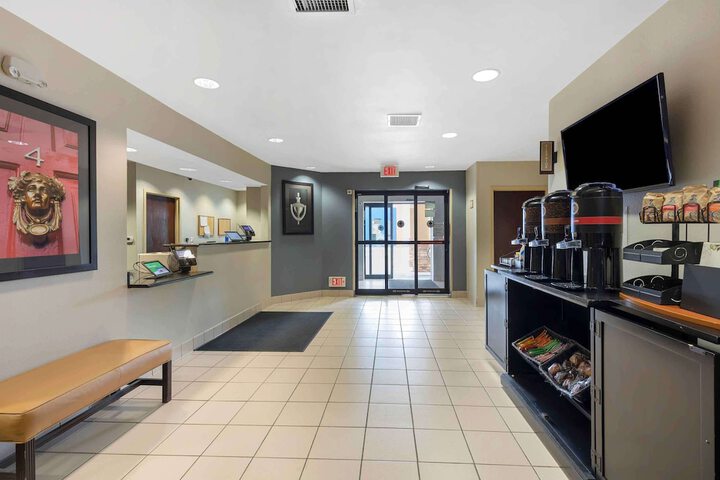Hotel Interior 9 of 25