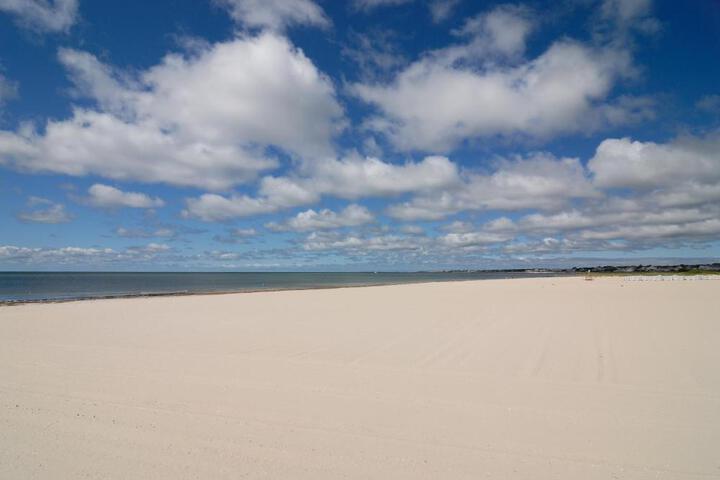 Wychmere Beach Club