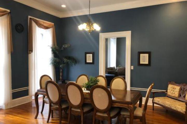 Cook Mansion Bed and Breakfast