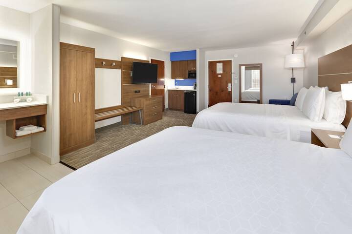 Room 19 of 42