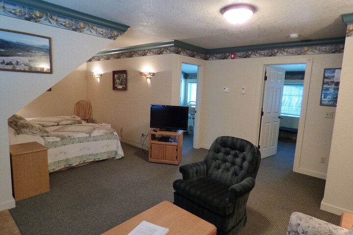 Room 25 of 44