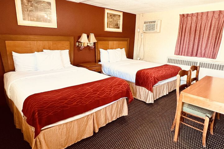 Room 11 of 17