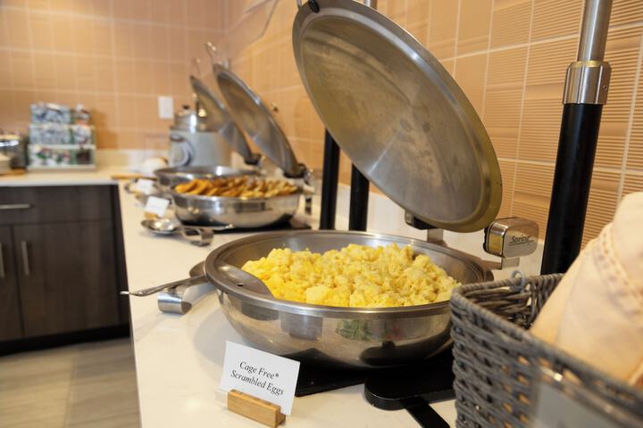 Breakfast/Coffee Service 88 of 106