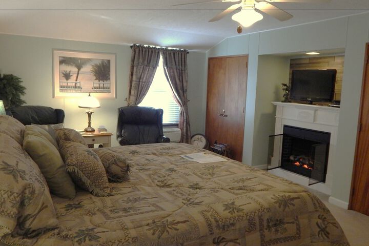 Room 25 of 73