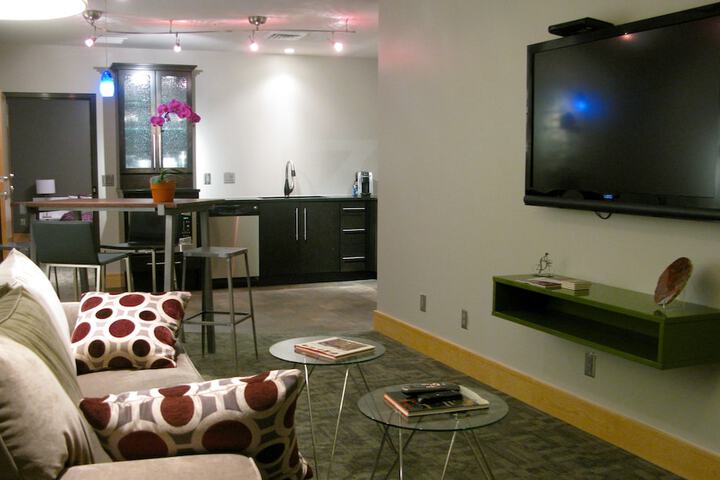 Suites at 118