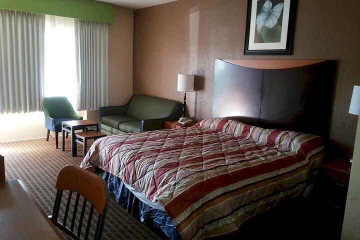 Room 10 of 38