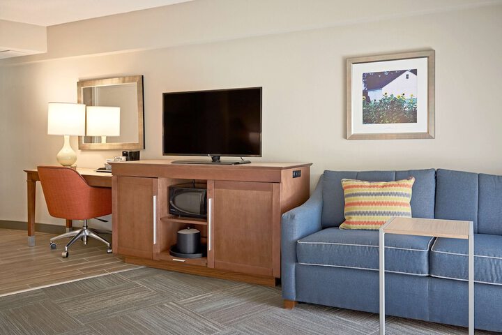 Room 10 of 41