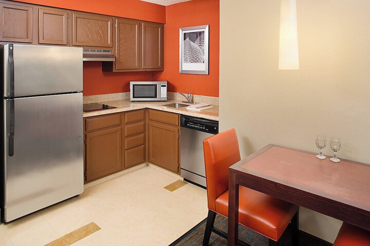 Residence Inn by Marriott Detroit Livonia