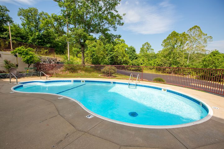 Pool 17 of 62