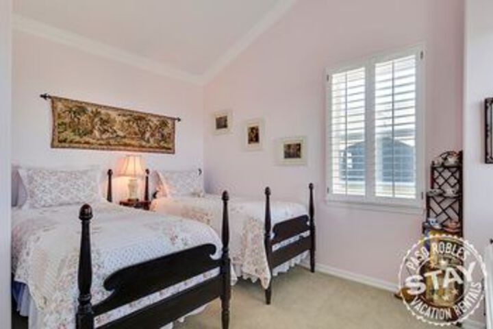 The Gables at the Rockin K 6 Br Home by RedAwning