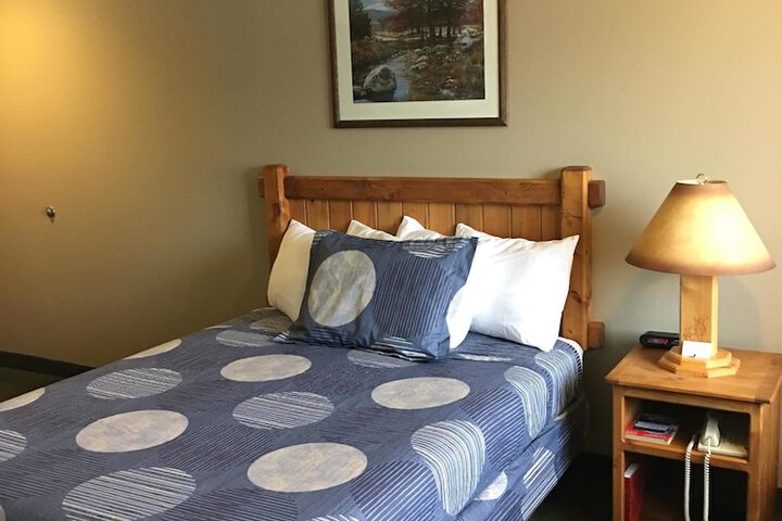 Room 30 of 38