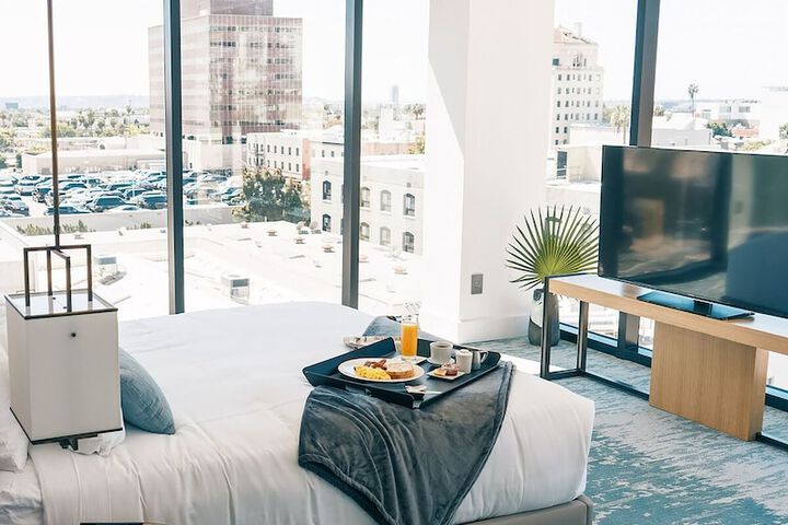 Dream Hollywood by Hyatt