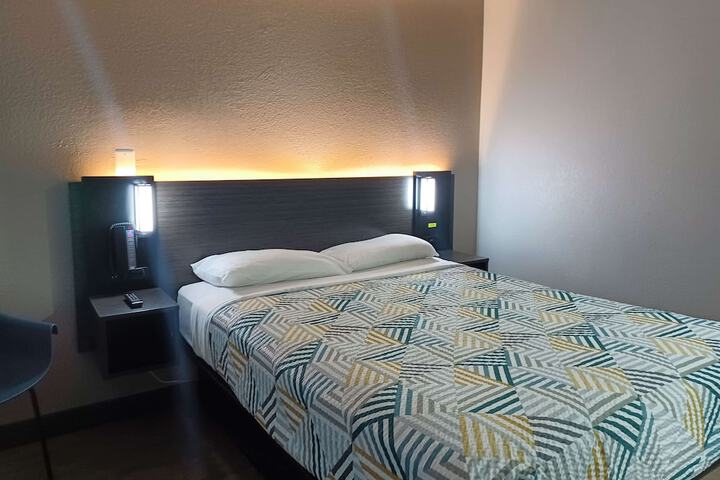 Room 22 of 24