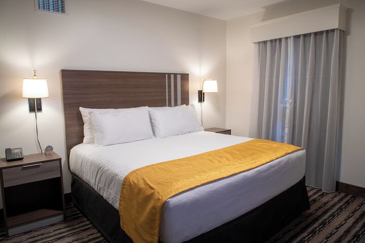 Room 34 of 84
