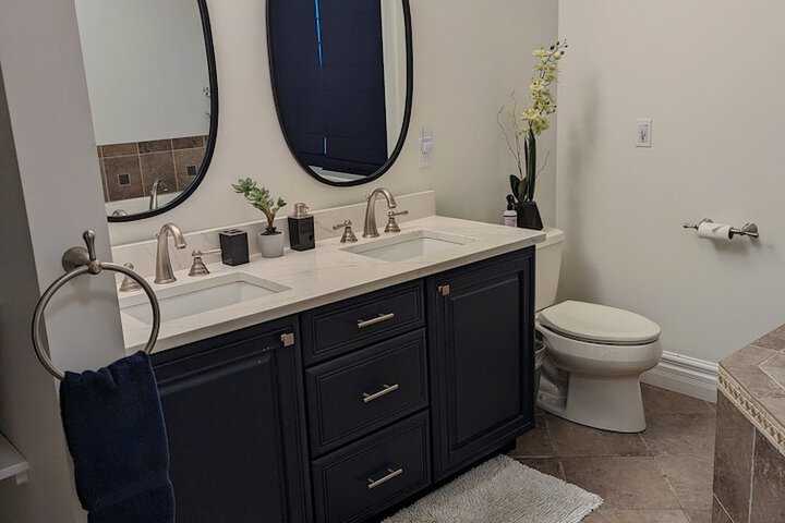 Room 21 of 34