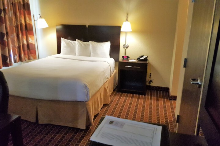 Room 22 of 27
