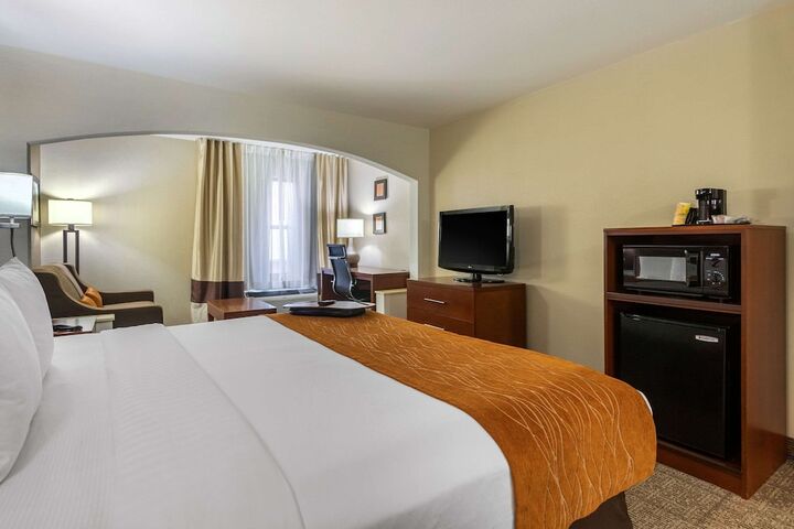 Room 43 of 73