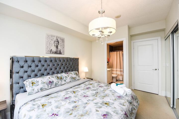 Room 10 of 21