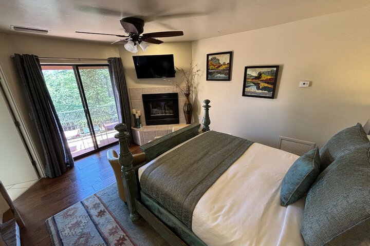 Room 148 of 285