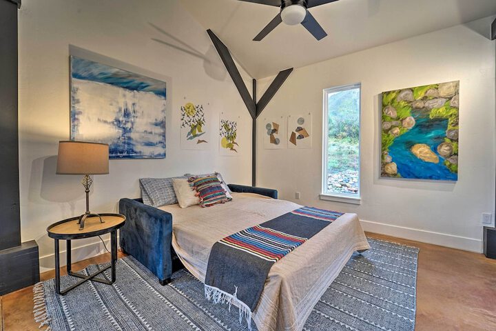 Pet-friendly Mancos Gem w / Patio & Fire Pit!