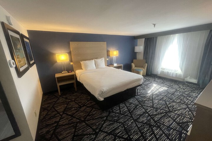 Room 40 of 50
