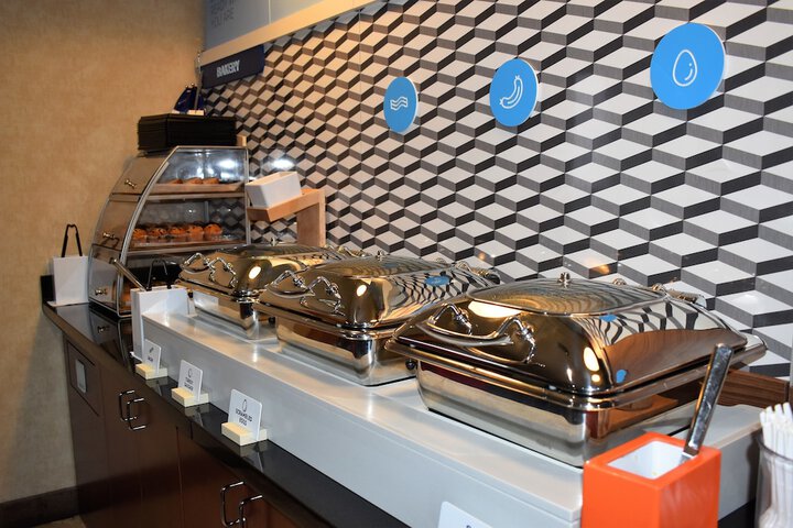 Breakfast/Coffee Service 48 of 66