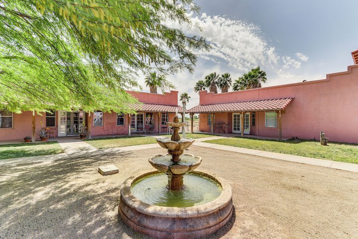 Arizona Desert Vacation Rental w / Pool Access!