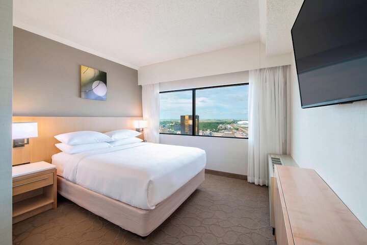 Room 15 of 73