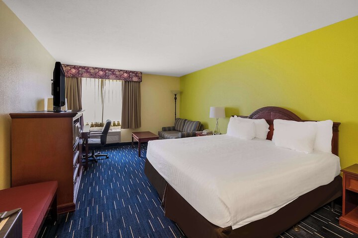 Room 20 of 31