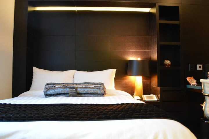 Room 22 of 36