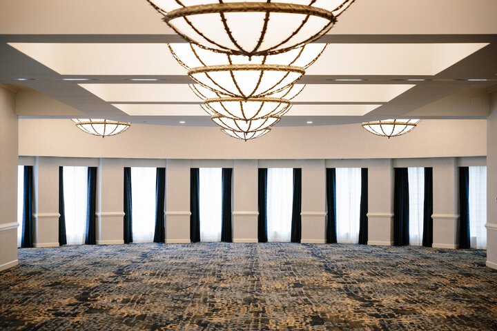 Ballroom/Hall 102 of 108