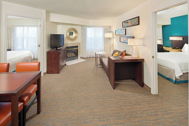 Room 15 of 20