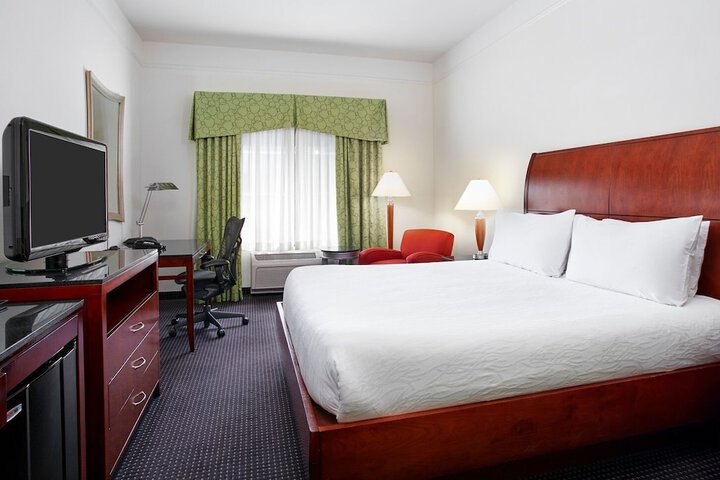 Room 10 of 36