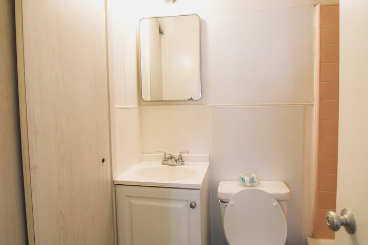 Room 73 of 90